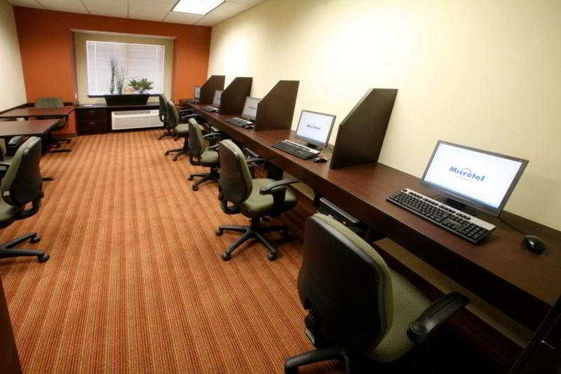 Microtel Inn And Suites By Wyndham Toluca Einrichtungen foto